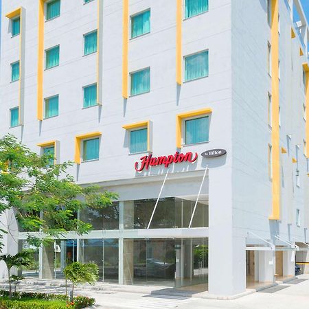 Отель Hampton By Hilton Йопаль Экстерьер фото